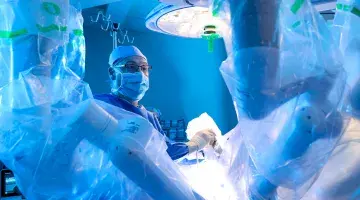 Sergio Fefer, MD performs a robotic-assisted surgery at South Shore Hospital